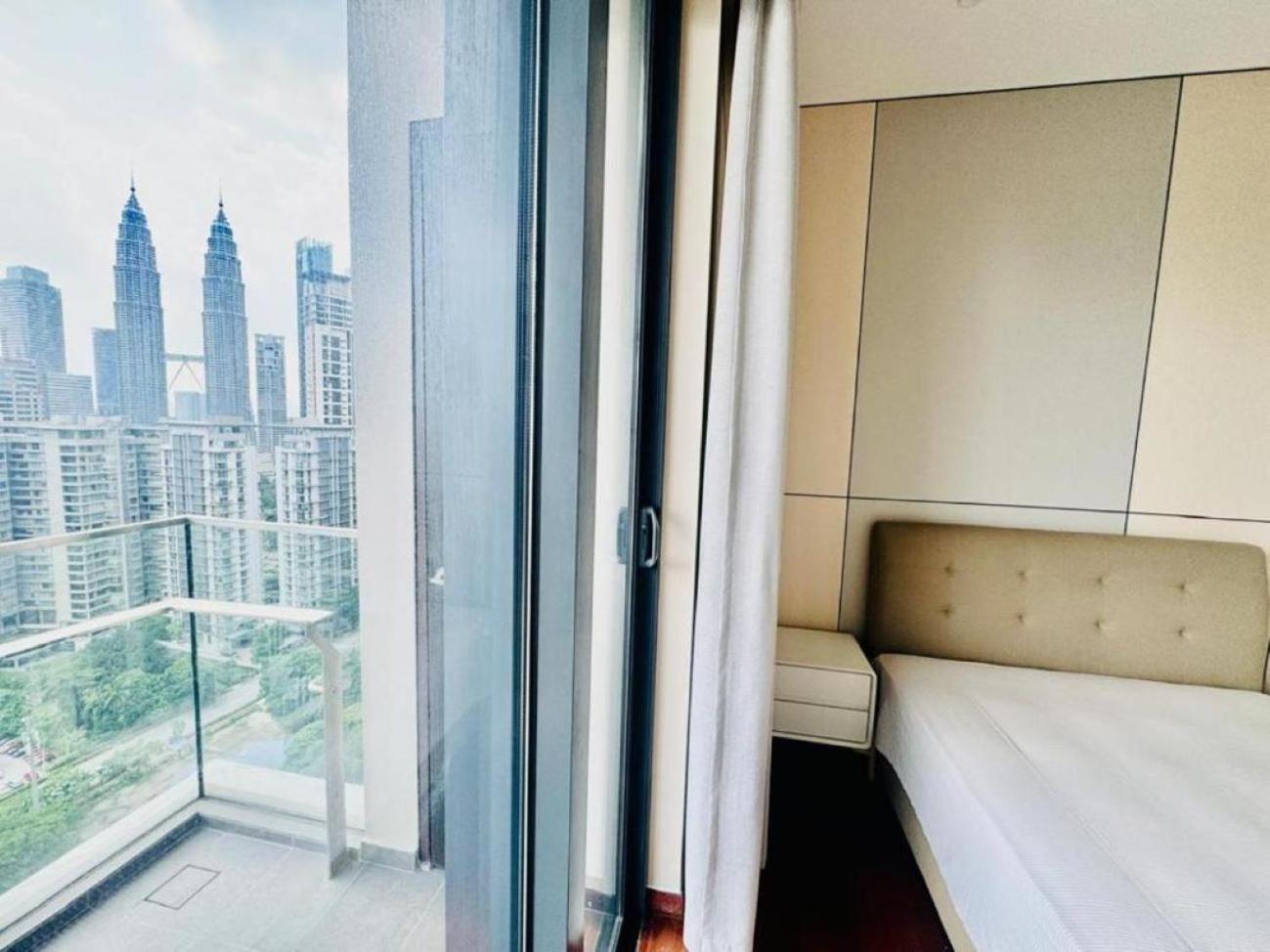 Crown Suites The Manor Klcc Kuala Lumpur City Center Exterior foto