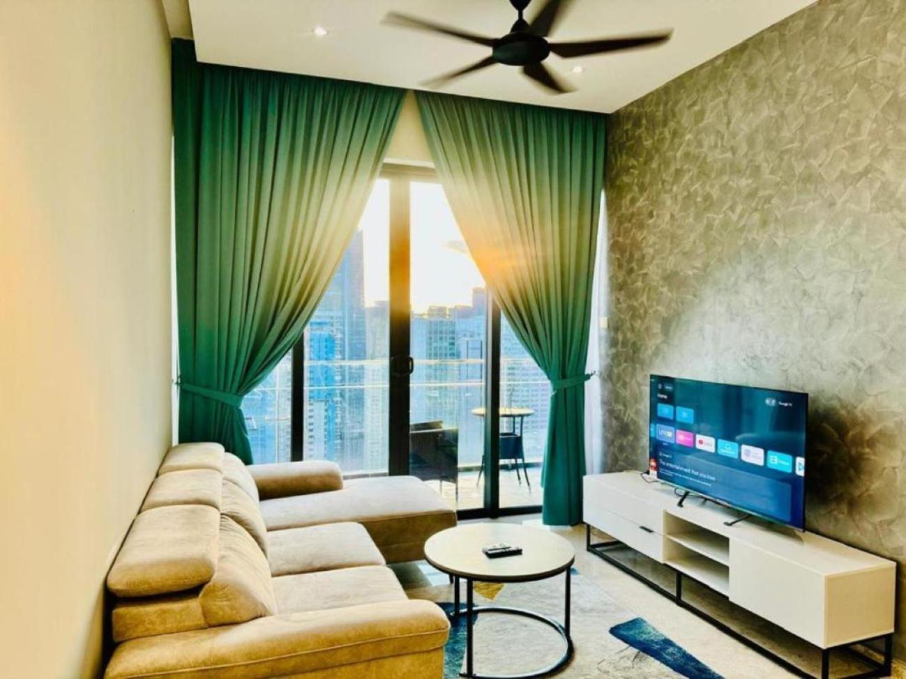 Crown Suites The Manor Klcc Kuala Lumpur City Center Exterior foto